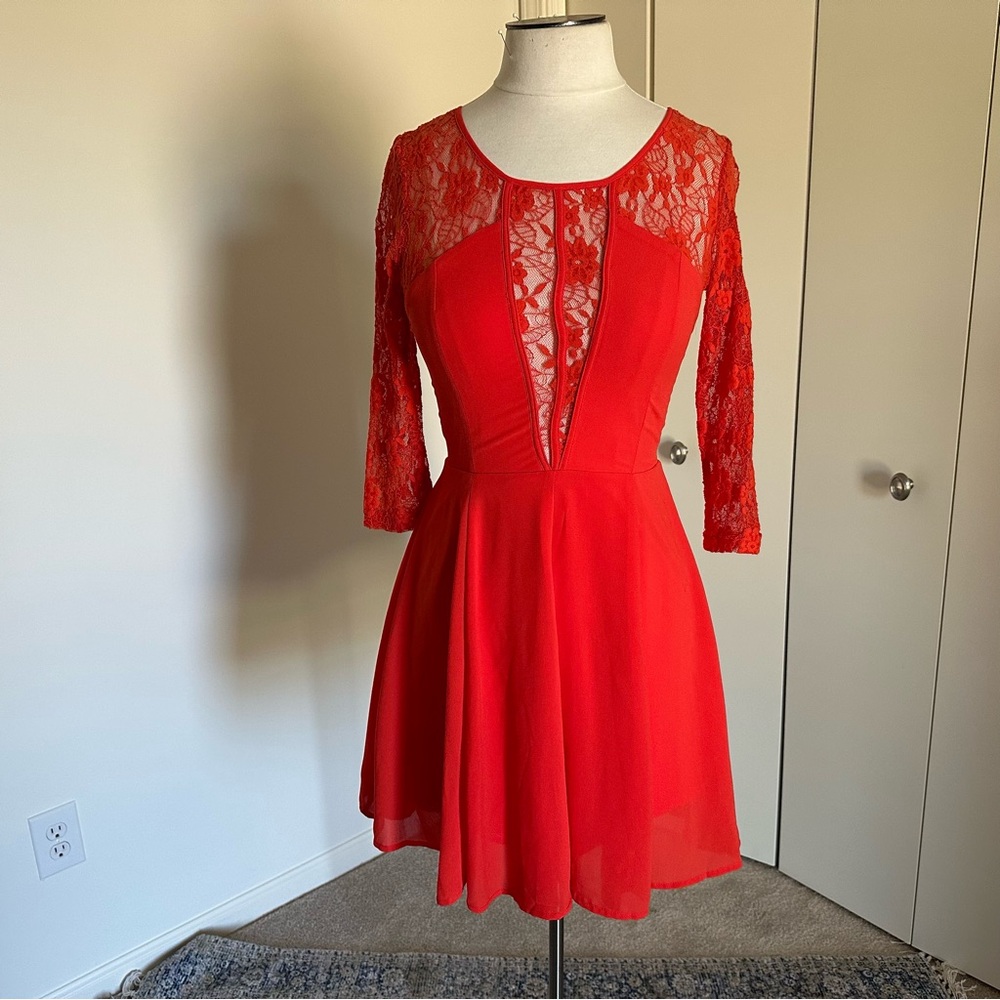 Elegant Burnt Orange Dress with lace sleeves
